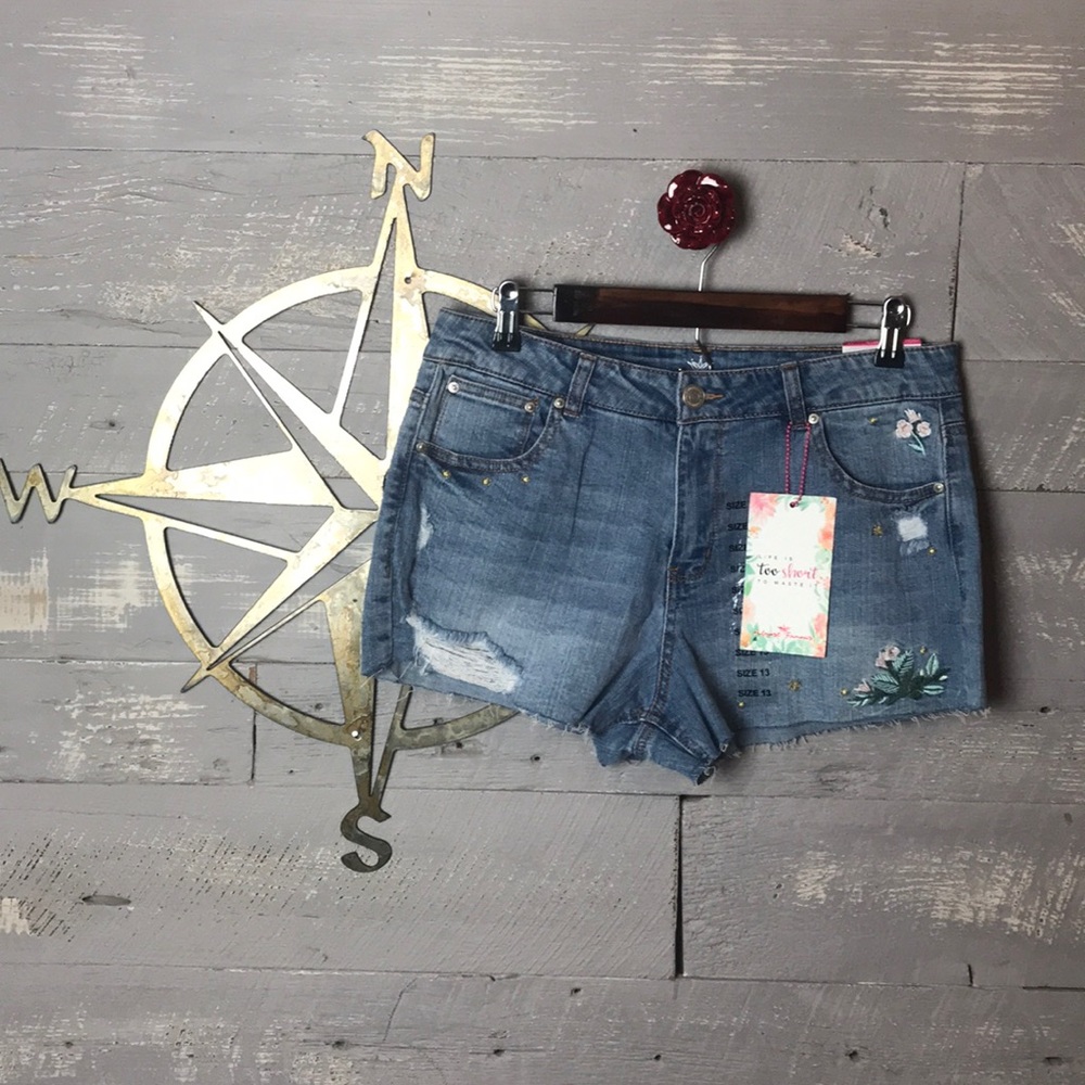 Must have high rise shorts